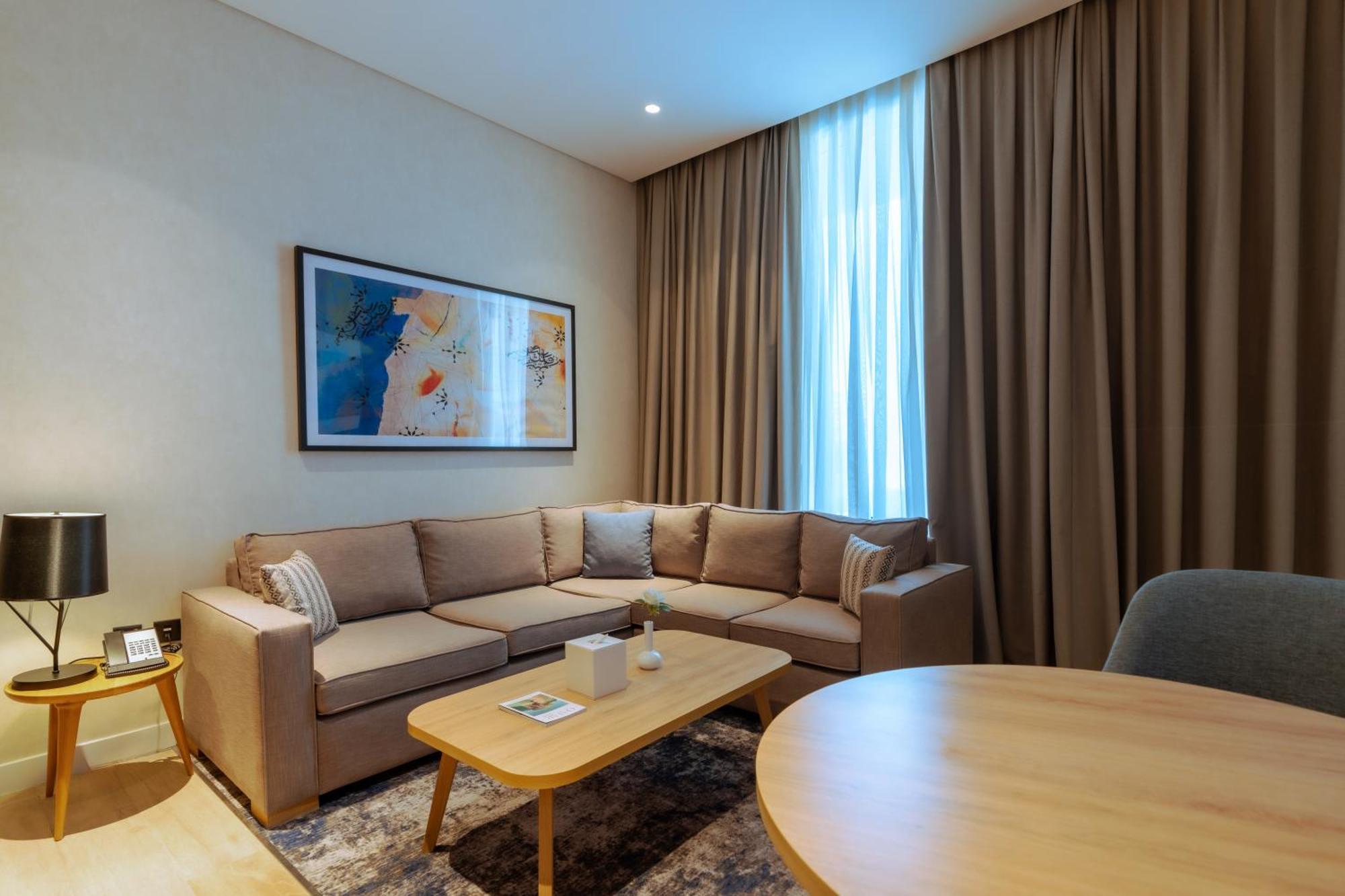 West Walk Retaj Hotel Al Rayyan Kültér fotó